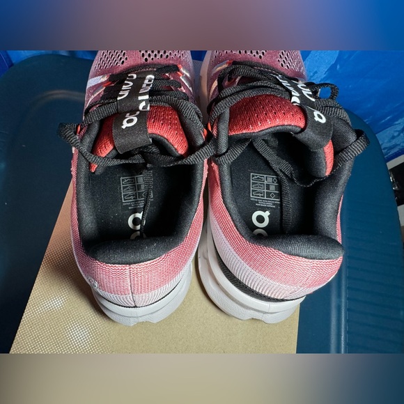 On Cloudsurfer Women’s Shoe - Auburn/Frost - Size 6 - Picture 6 of 10